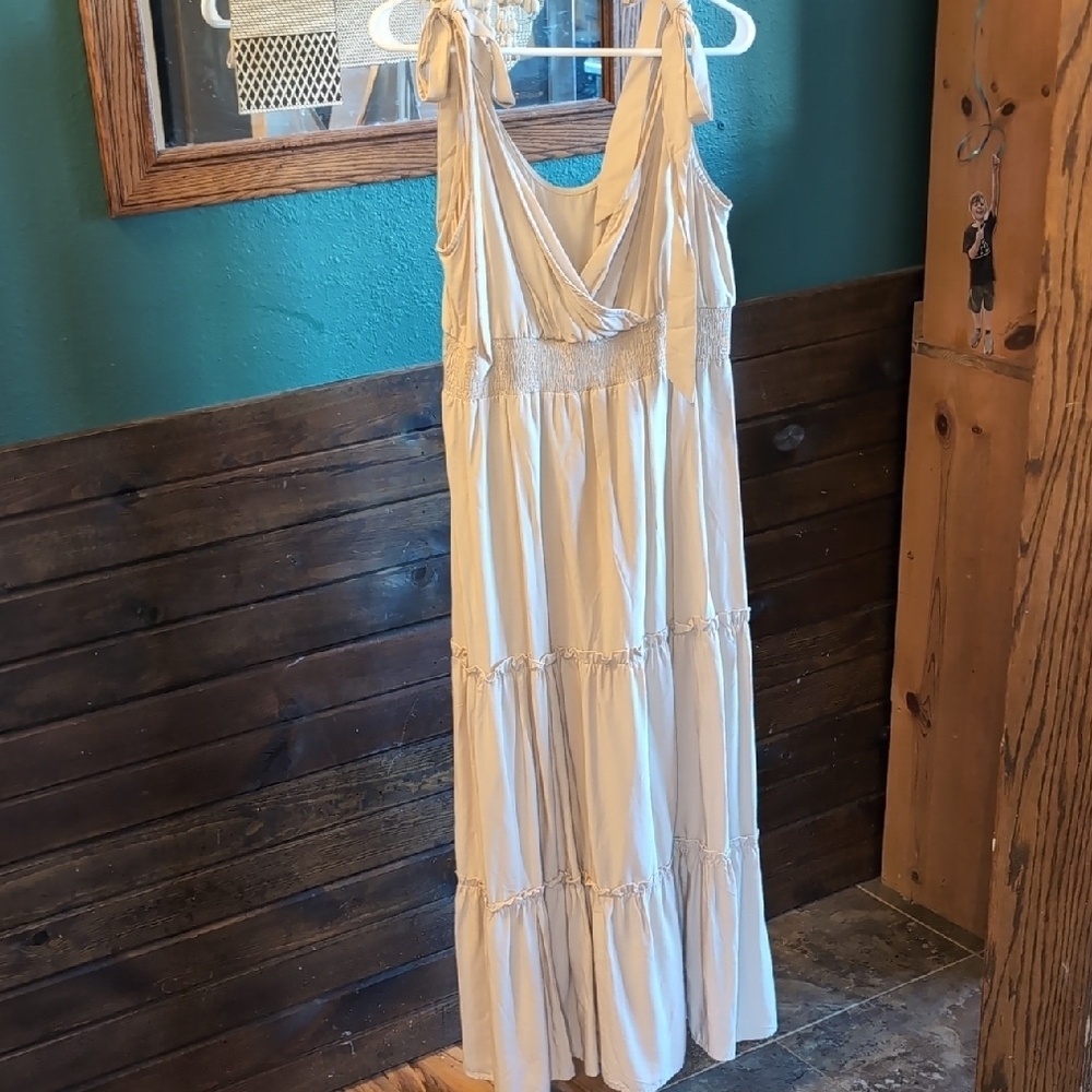 PrettyGarden Tie Sleeves Teired Maxi Dress